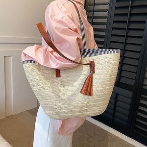 Summer Straw Tote Bag – Woven Beach Handbag with Leather Handles